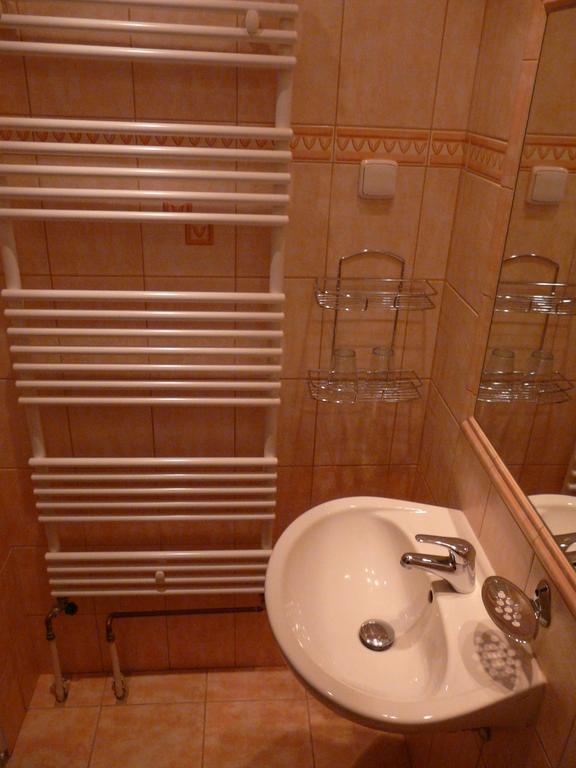 Hotel Ondráš Zlín Habitación foto